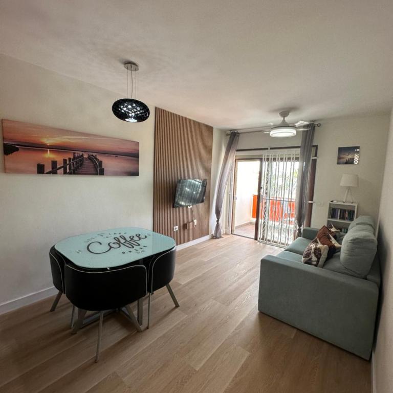 En Playa Las Vistas. Veramar. FREE PARKING, POOL! - Apartamento de 2 dormitorios - 4