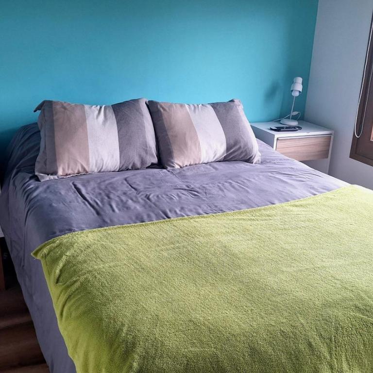 Cálida casa en el fin del mundo - Two-Bedroom House - 17