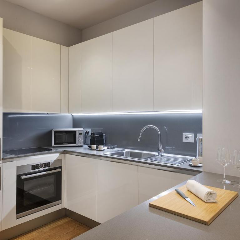 Fifty Eight Milan Duomo Two Bedrooms - Appartamento con 2 Camere da Letto - 11