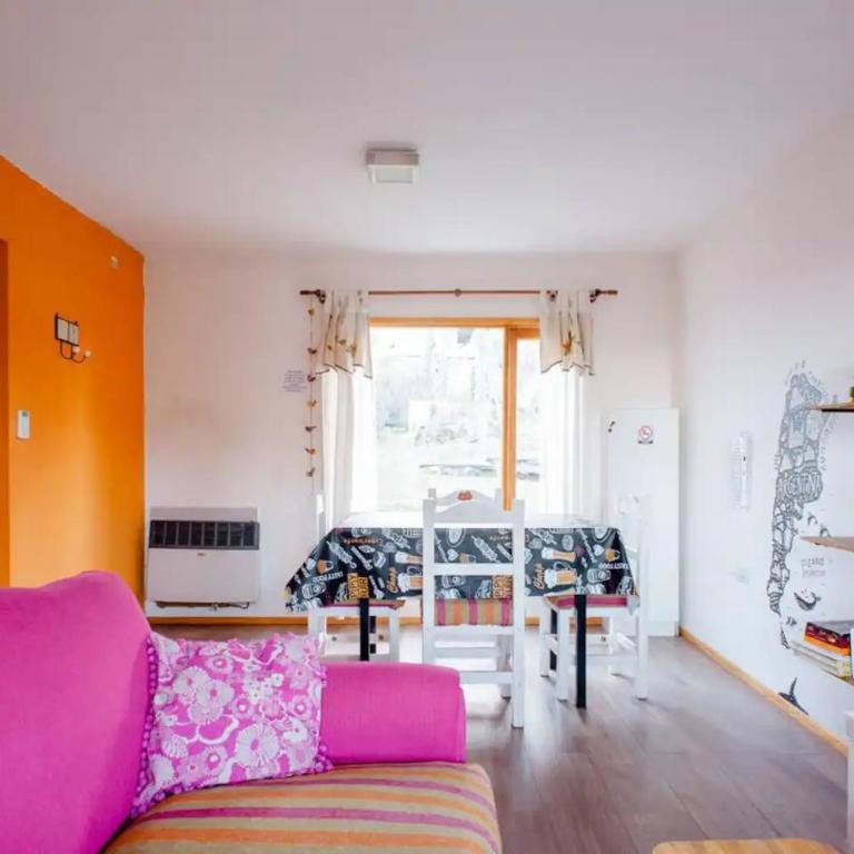 Cálida casa en el fin del mundo - Two-Bedroom House - 6