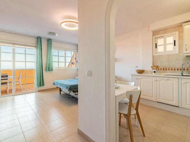 Bright apartment with sea and montain view at Los Cristianos - Apartamento de 1 dormitorio - 8