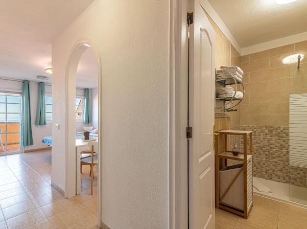 Bright apartment with sea and montain view at Los Cristianos - Apartamento de 1 dormitorio - 26