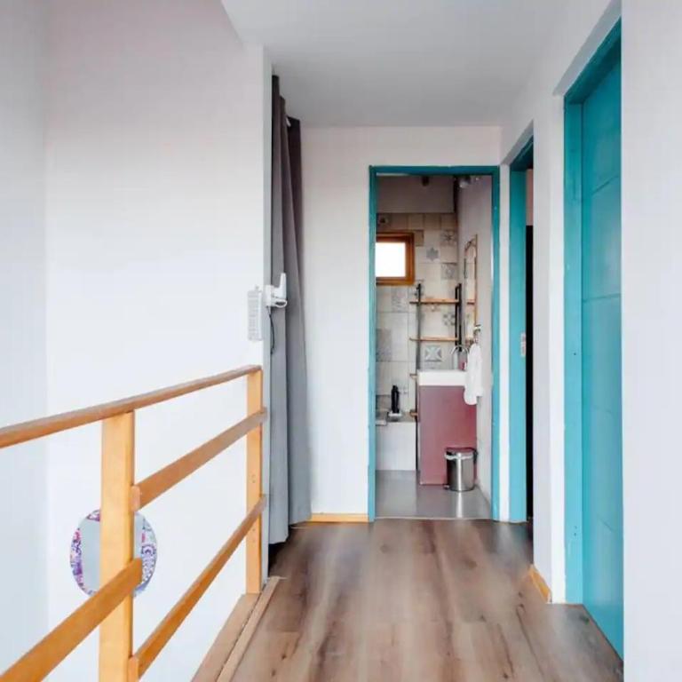Cálida casa en el fin del mundo - Two-Bedroom House - 27