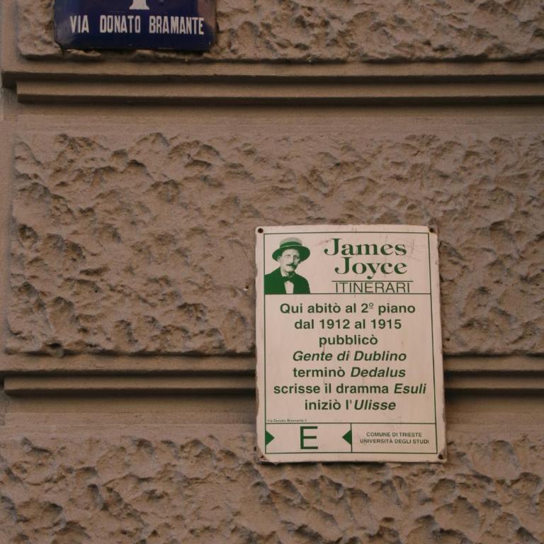 GuestHost - La Casa Di Leopold Bloom - Appartamento Superior con 3 Camere da Letto - 25