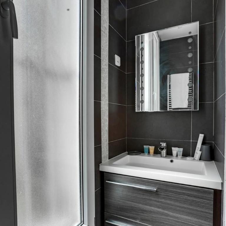 Bluestay 63 - Appartement cozy, Paris centre - Appartement 1 Chambre - 13