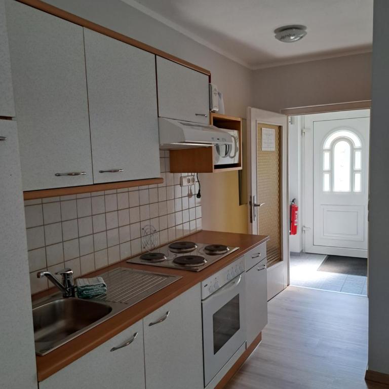 Apartment Katzer - Apartment mit 2 Schlafzimmern und Balkon - 16