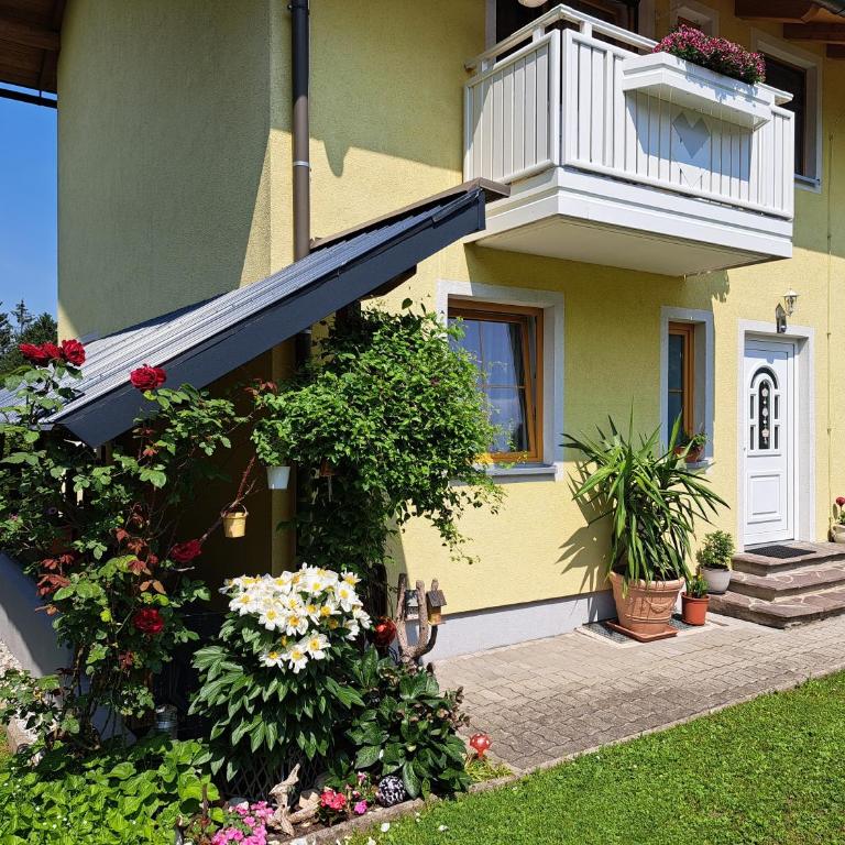 Apartment Katzer - Apartment mit 2 Schlafzimmern und Balkon - 2