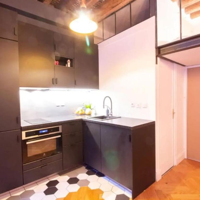 Bel Appartement Parisien, TYPIQUE DU MARAIS - Appartement 1 Chambre - 7