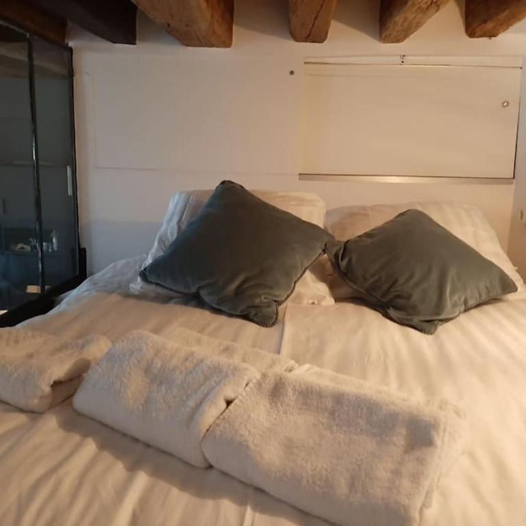 Bel Appartement Parisien, TYPIQUE DU MARAIS - Appartement 1 Chambre - 8