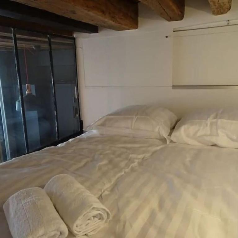Bel Appartement Parisien, TYPIQUE DU MARAIS - Appartement 1 Chambre - 19