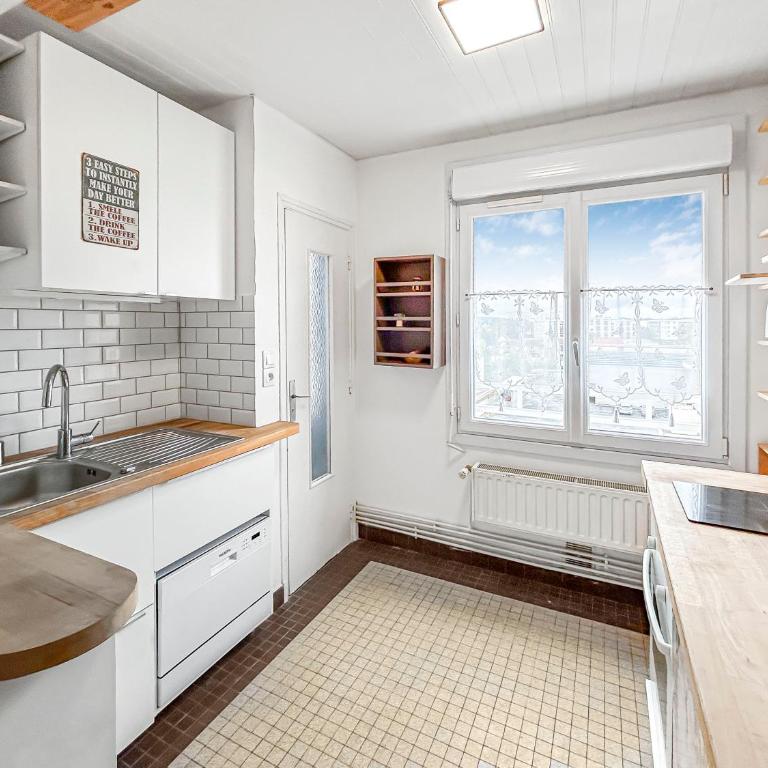 Confort et vue à deux pas du centre - Studio-Apartment - 12