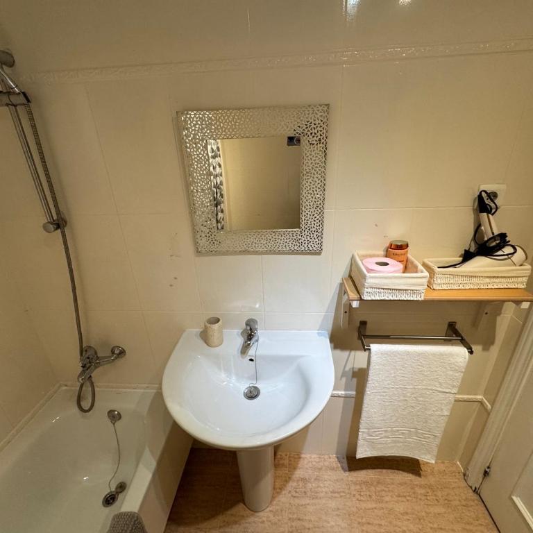 Apartamento Gaona - Apartamento de 2 dormitorios con balcón - 14
