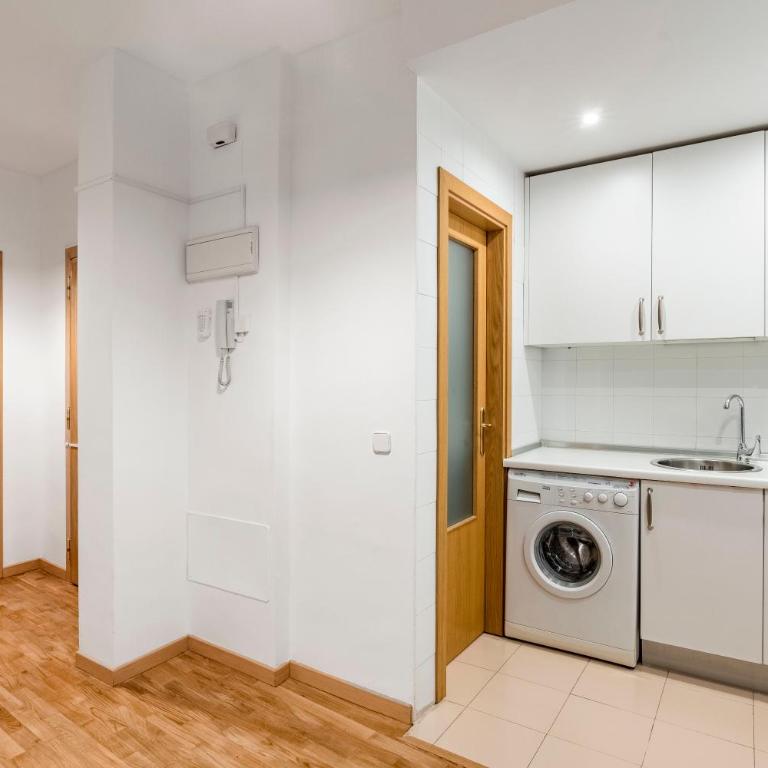 Plaza Mayor II - Apartamento de 2 dormitorios - Two-Room Apartment - 12