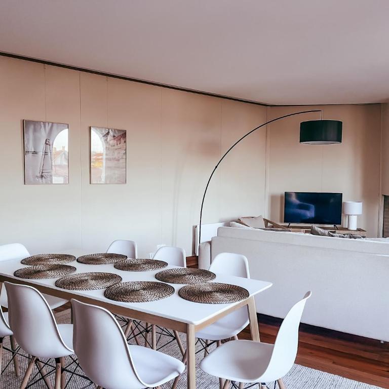 Le Coolin Loft, Vue et Acces directe à la plage, immense terrasse, place des landais Hossegor, quartier très animé, idéal pour un séjour entre amis - Apartment mit 3 Schlafzimmern - 13