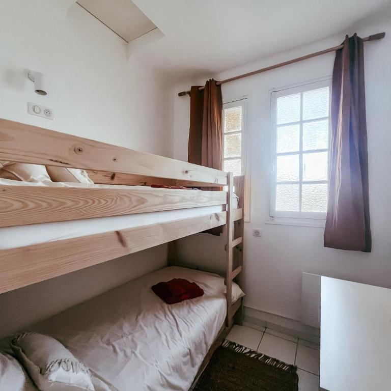 Le Coolin Loft, Vue et Acces directe à la plage, immense terrasse, place des landais Hossegor, quartier très animé, idéal pour un séjour entre amis - Apartment mit 3 Schlafzimmern - 22