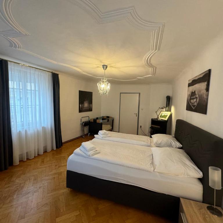Guesthouse Mozart - Apartment House - Deluxe Apartment - 11