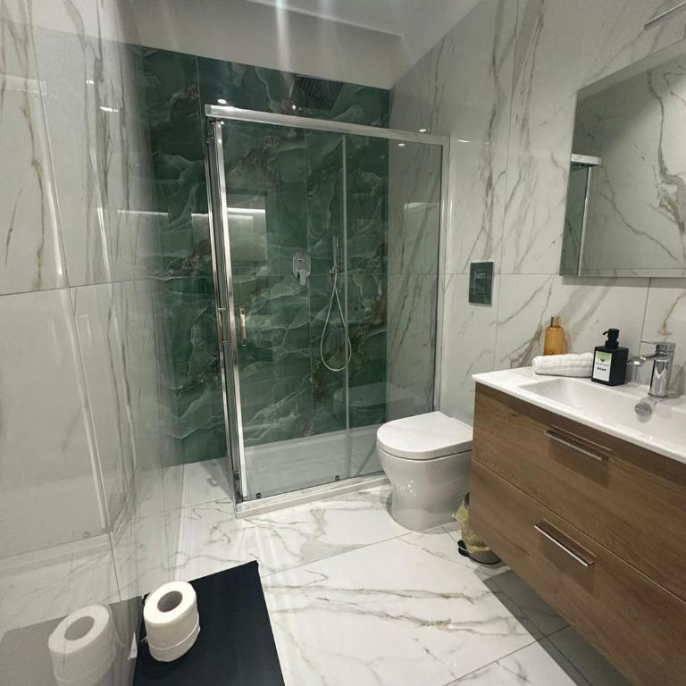 Emerald Rooms - Camera Tripla con Vasca - 9