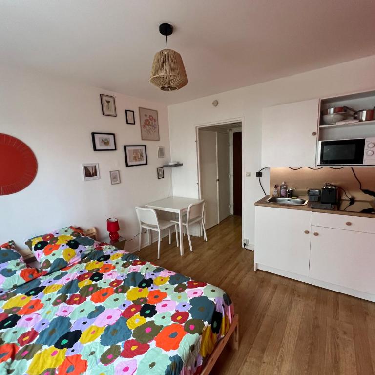 Adorable studio Équipé plein centre proche Foch - One-Bedroom Apartment - 1