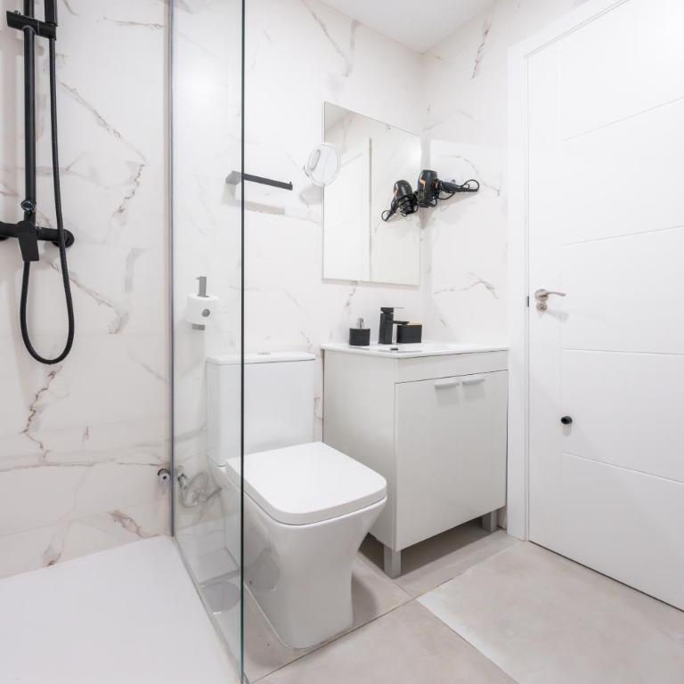 PALERMO ROOMs & HOTELs - Deluxe One-Bedroom Apartment with Garden View - 12