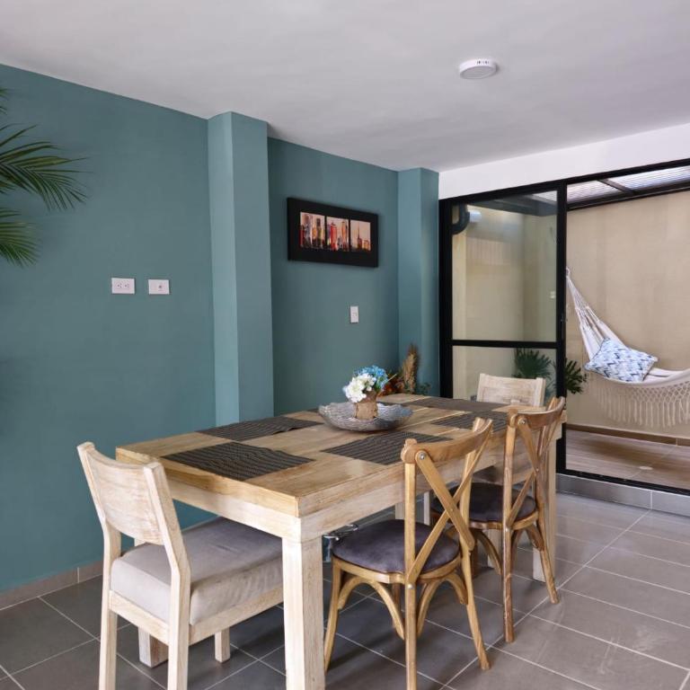 Casa vacacional de 3H a 2 m del aeropuerto El Edén en Tebaida, Quindío, con piscina y excelente ubicación - Three-Bedroom Apartment - 10
