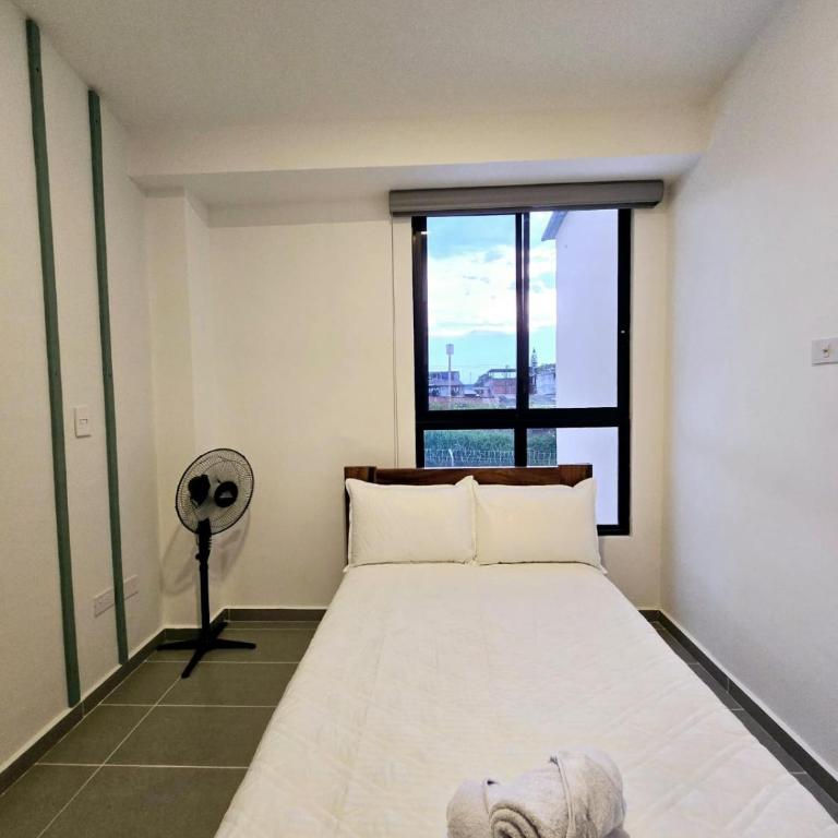 Casa vacacional de 3H a 2 m del aeropuerto El Edén en Tebaida, Quindío, con piscina y excelente ubicación - Three-Bedroom Apartment - 26