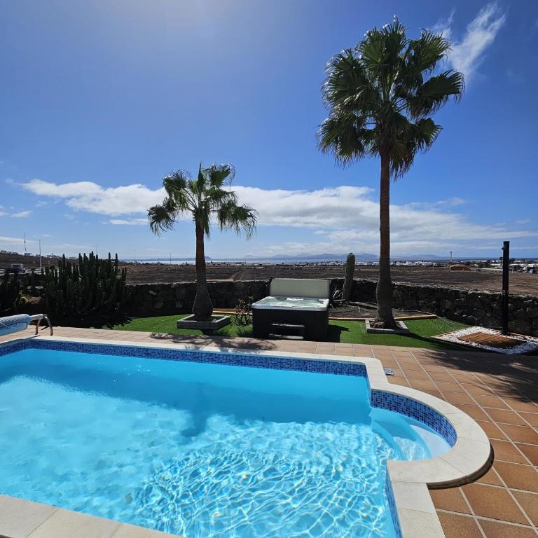 Sea Winds Lanzarote - Deluxe Villa - 7