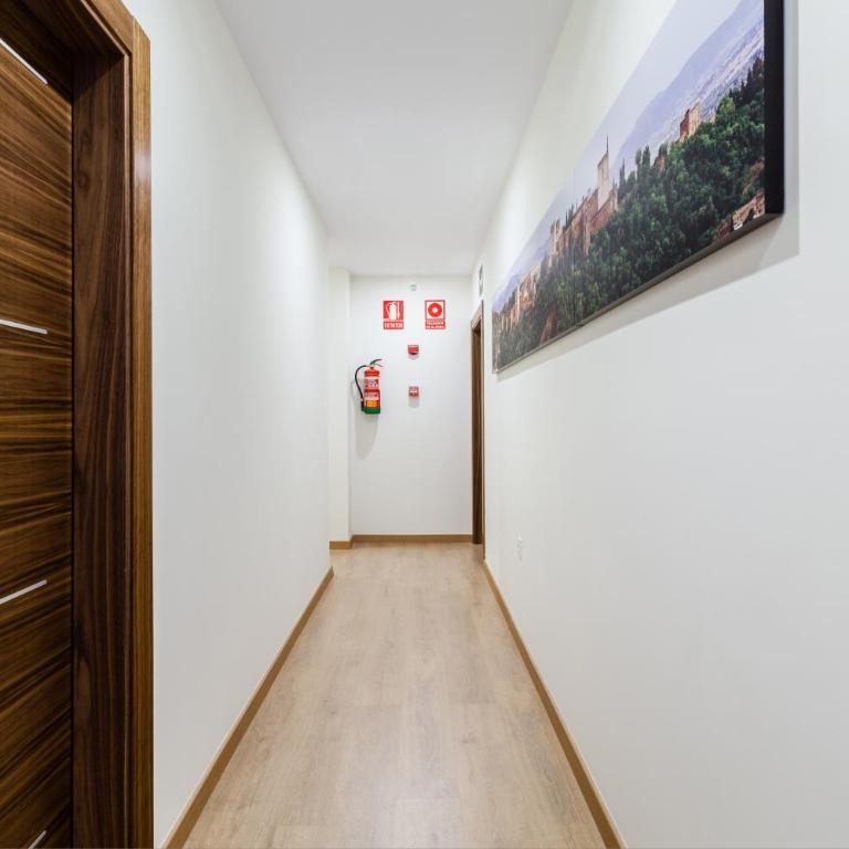 Hostal Arriola - Quadruple Room - 1