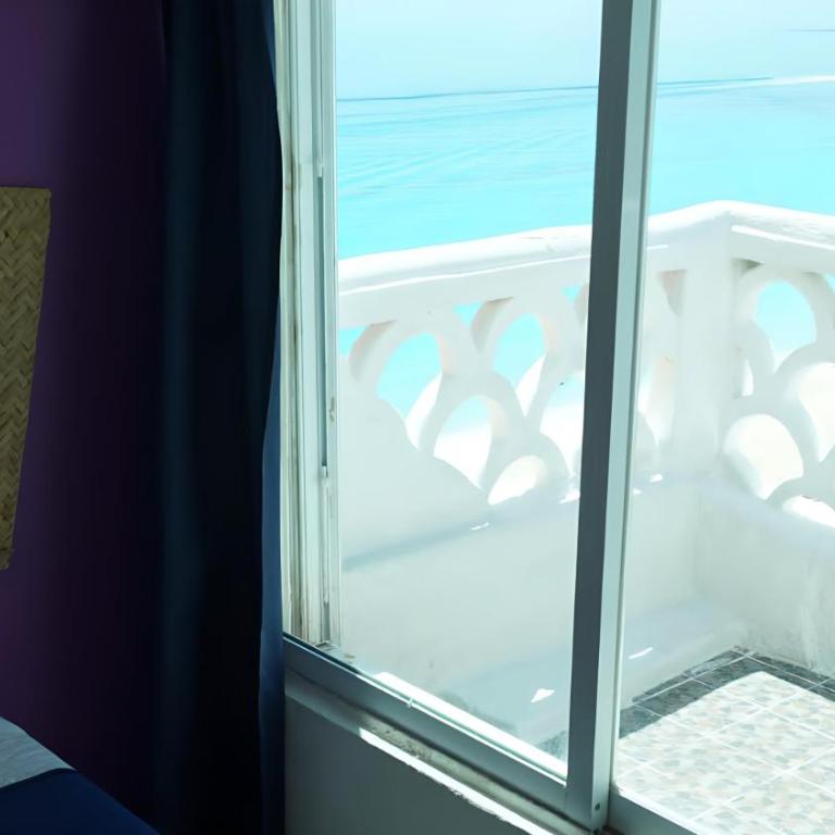 Cancun Plaza By Andiani Travel - Three-Bedroom Apartment with Ocean View - 34