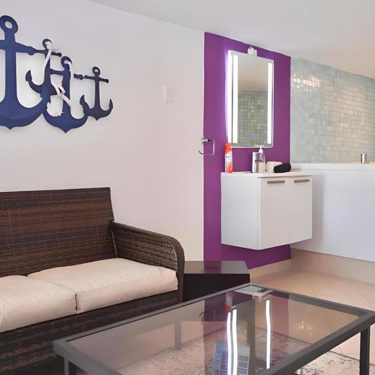 Cancun Plaza By Andiani Travel - Three-Bedroom Apartment with Ocean View - 10