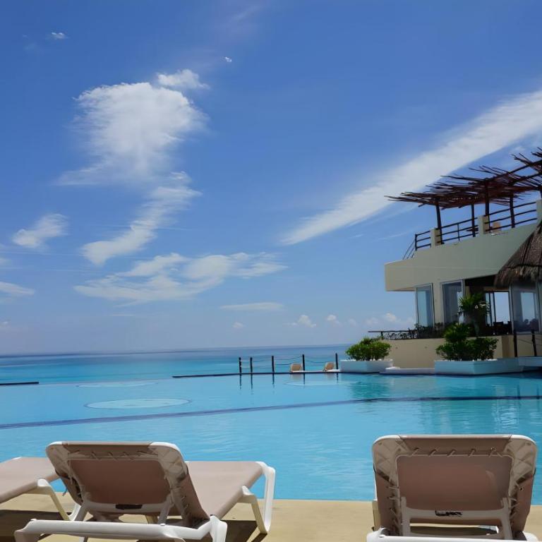 Cancun Plaza By Andiani Travel - Three-Bedroom Apartment with Ocean View - 37