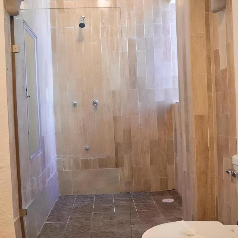 Cancun Plaza By Andiani Travel - Three-Bedroom Apartment with Ocean View - 27