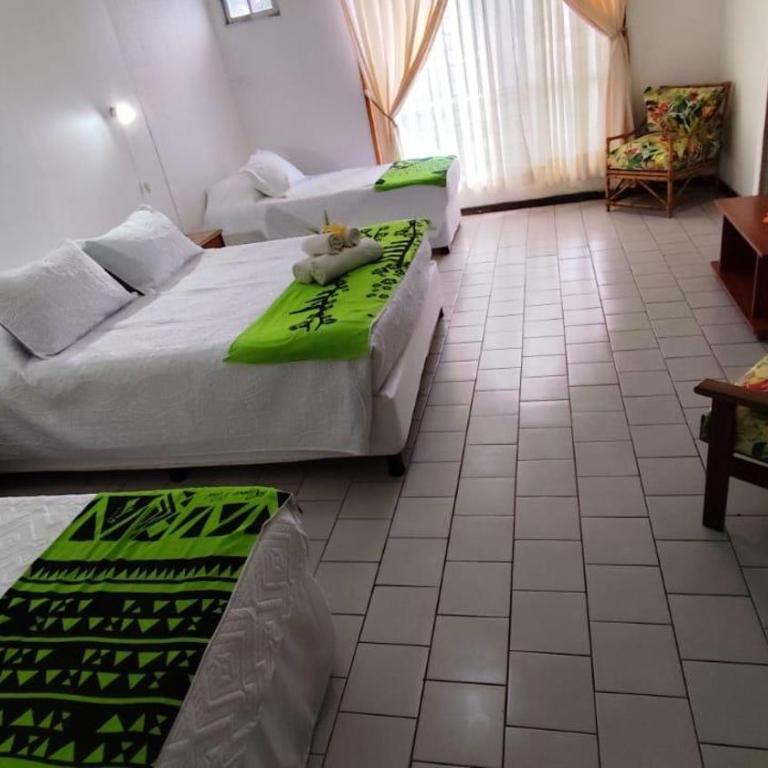 Hotel Hotu Matua by EI - Habitación Cuádruple Estándar - 3