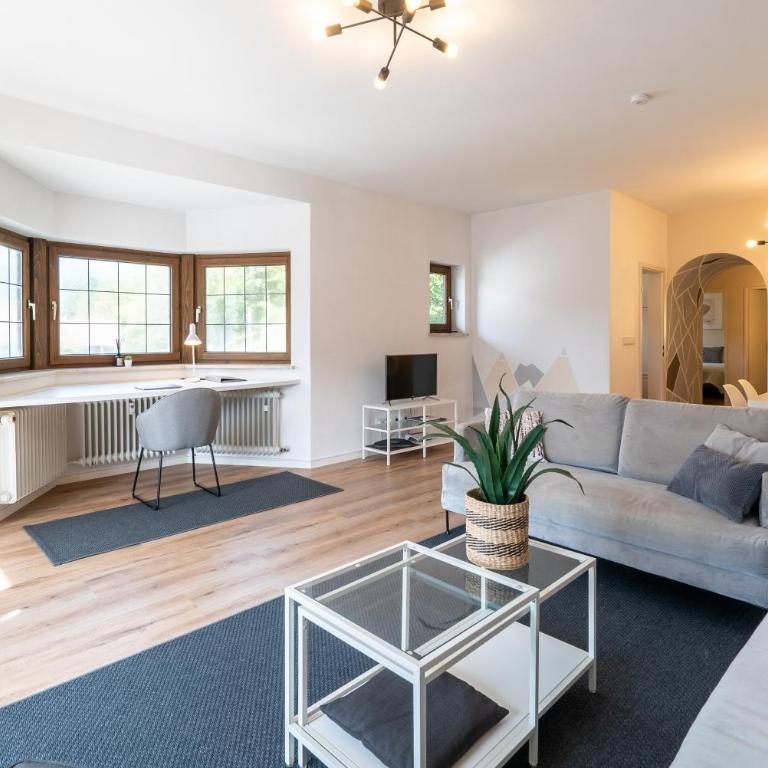 3-Zimmer-Rückzugsort mit Panoramabalkon in Bestlage - Apartment mit Blick auf die Berge - 1