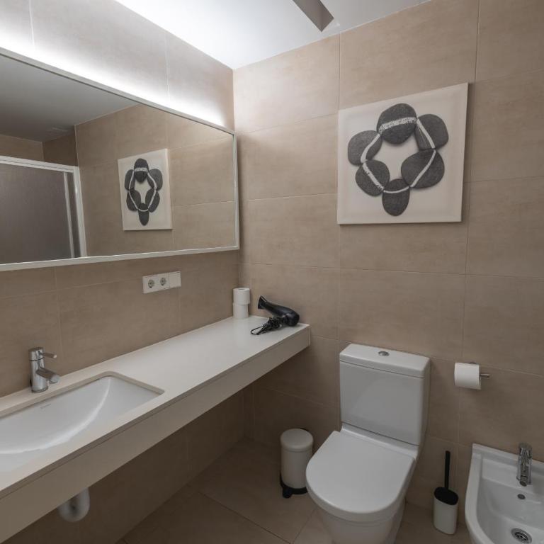 Balcón de Santo Domingo by Clabao - Two-Bedroom Apartment - 24