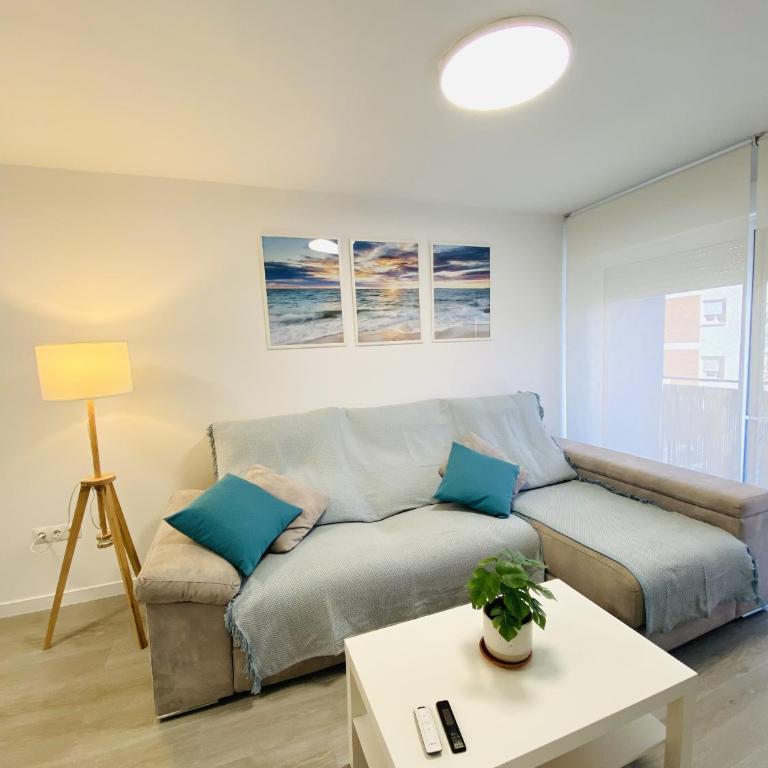 Apartamento en Málaga junto a estación de metro by MO - Apartamento de 3 dormitorios - 1