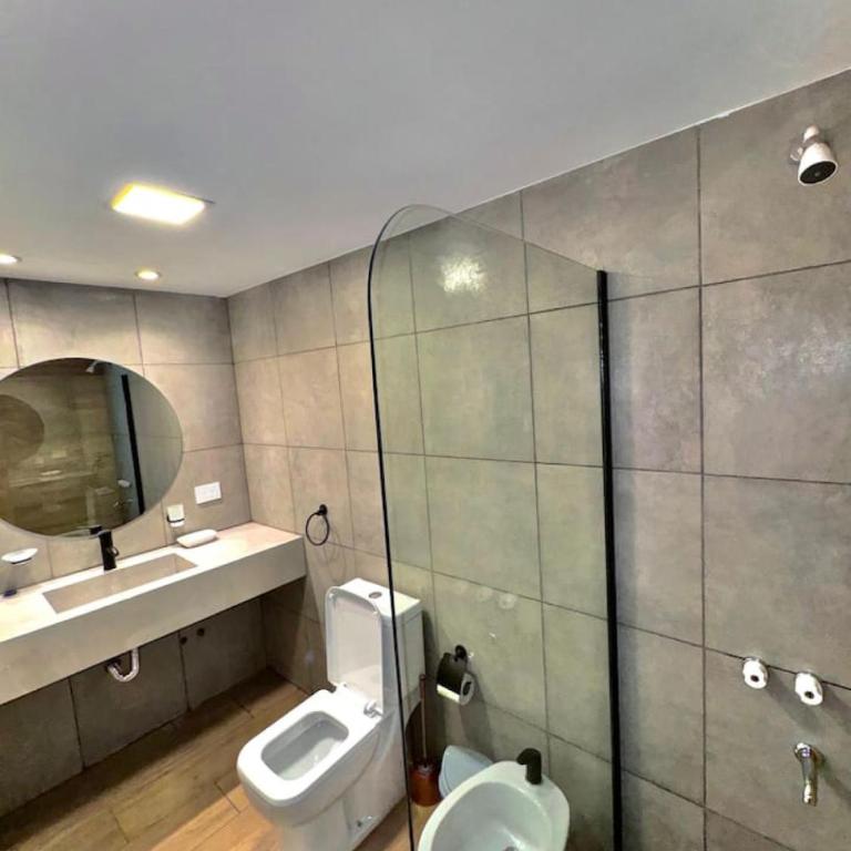 Casa espectacular con 3 habitaciones en suite de lujo, 4 baños, patio al aire libre con jacuzzi y ubicacion perfecta a 3 cuadras de la plaza - Bonavista Rentals - Apartamento - 14