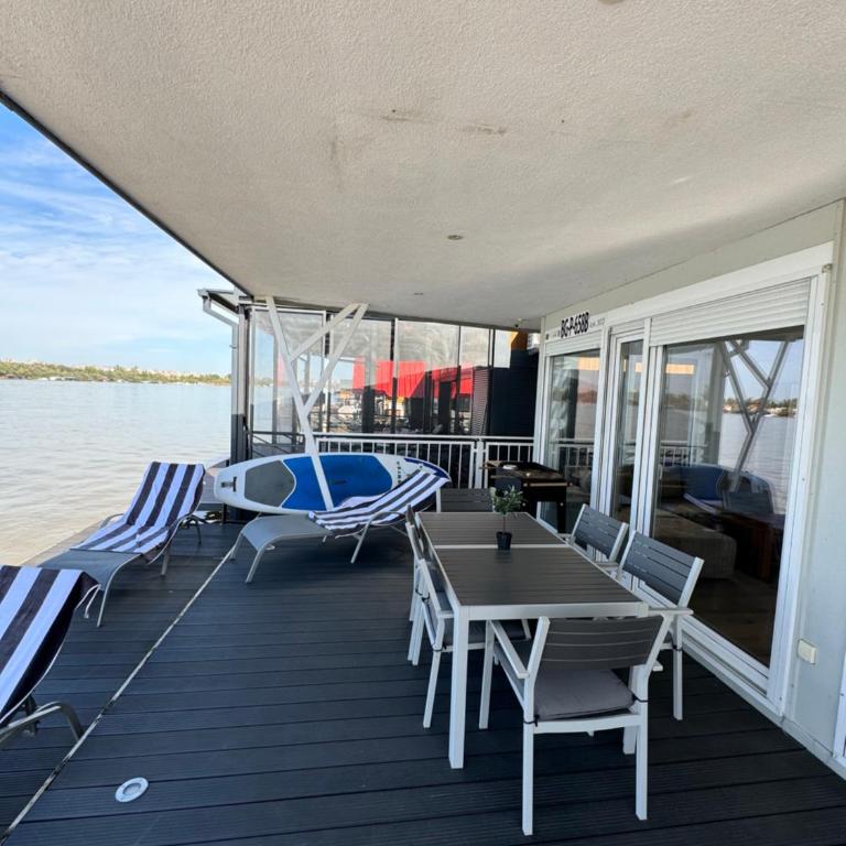 Beautiful houseboat on the Sava river - Mobilna Kućica - 18