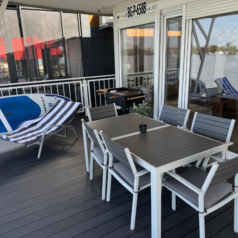 Beautiful houseboat on the Sava river - Mobilna Kućica - 25