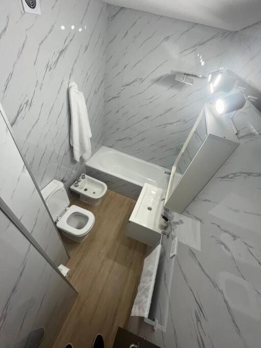 Departamento en Buenos Aires - Apartamento con balcón - 6