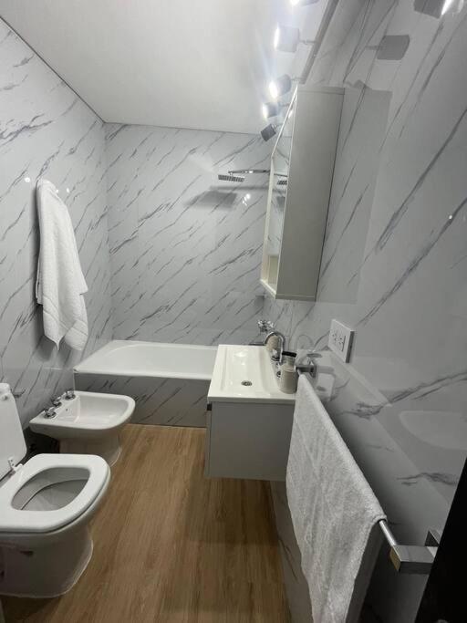 Departamento en Buenos Aires - Apartamento con balcón - 19