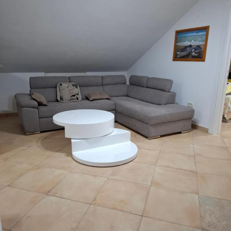 Apartments Pejanović - Comfort One-Bedrom Apartment with Terrace and Sea View - 18