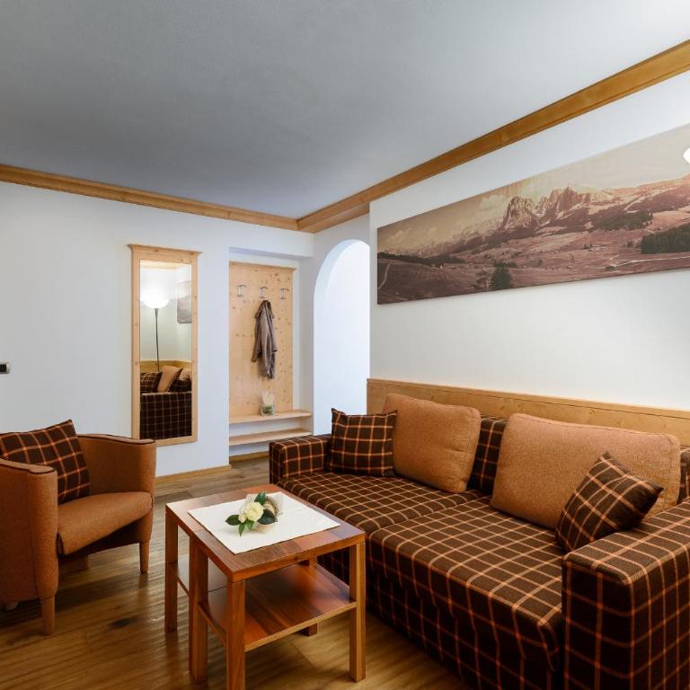 Residence Sovara - Appartamento con 3 Camere da Letto (6 Adulti) e Balcone - 5