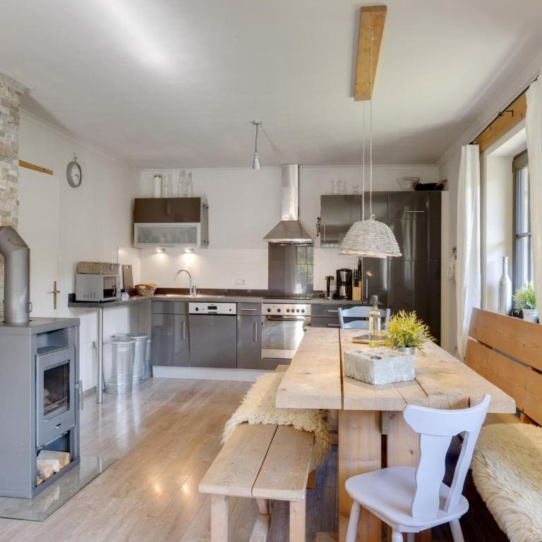 Chalet Leogang near Skilift & Bikepark - Apartment mit 4 Schlafzimmern - 6