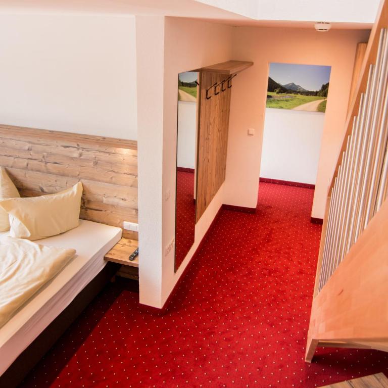 Berghoteltirol - Deluxe Familienzimmer - 1