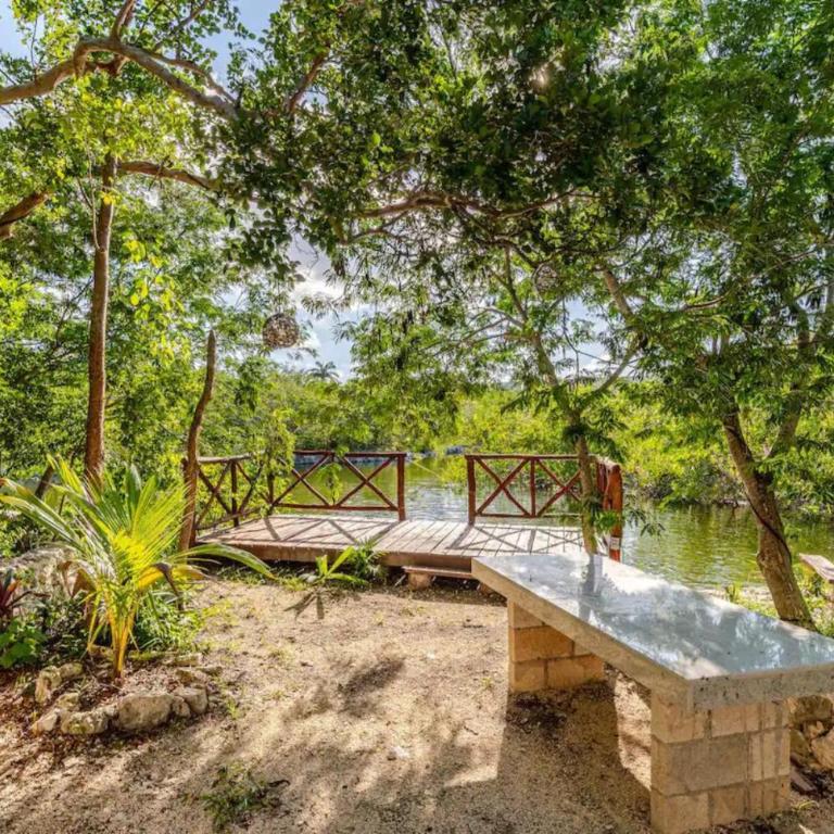 Departamento 5, Tulum Country Home, con Muelle de Pesca, Club de Playa, Alberca, Cenote y Campo de Golf, Contrata Day Pass Bahia Principe - Two-Bedroom Apartment - 44