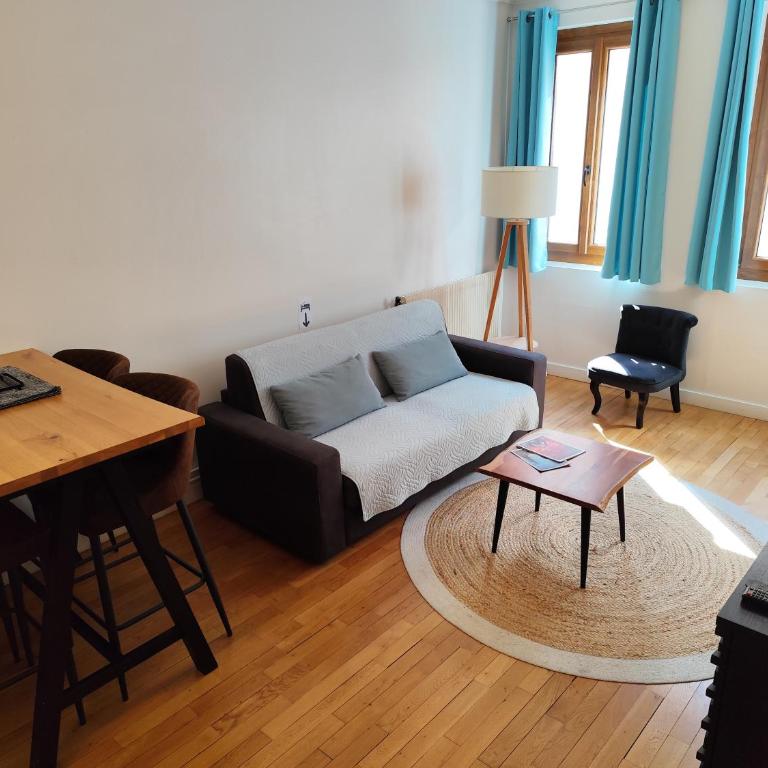 2 pièces totalement rénové au cœur de Bourges - Appartement 1 Chambre - 22