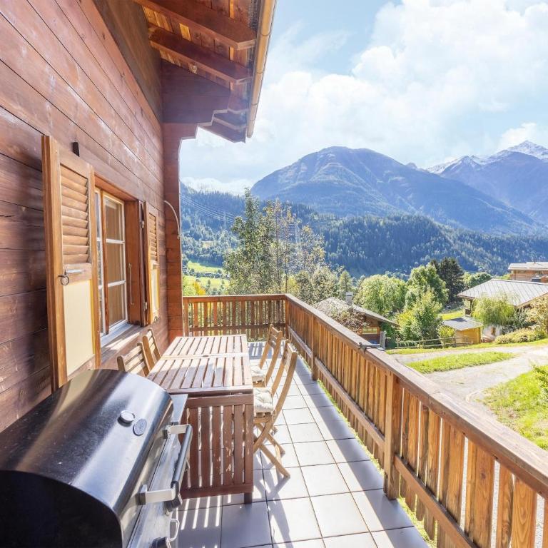 8p Chalet in the mountains near Fiesch ski area - Ferienhaus mit 4 Zimmern - 6