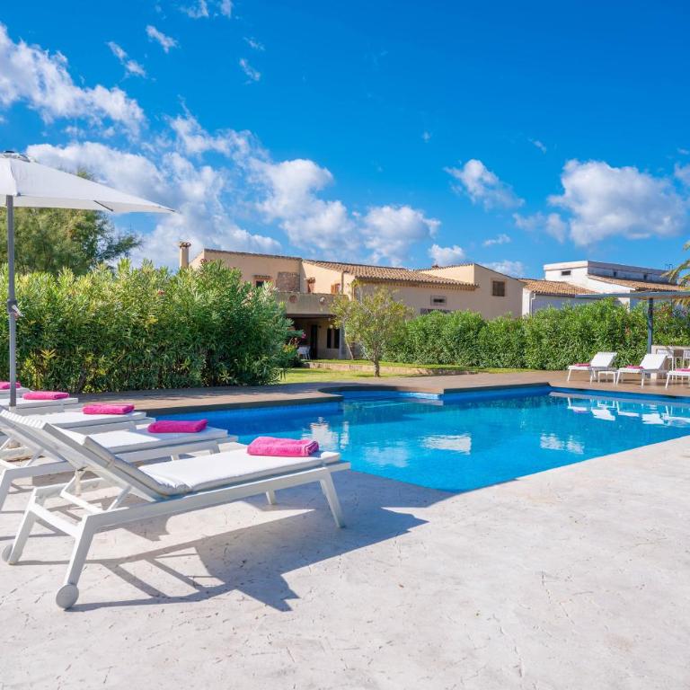 L'Eresta - Five-Bedroom Villa - 9