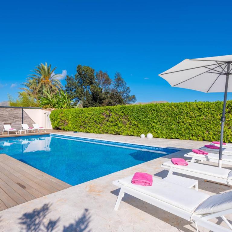 L'Eresta - Five-Bedroom Villa - 1