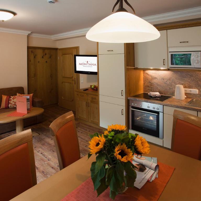 Wellness-Aparthotel Montana - Comfort Two-Bedroom Apartment - 9